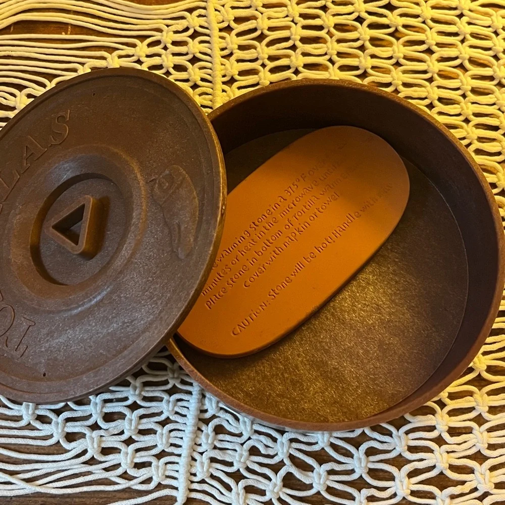 Classic Retro Tortilla Warmer Server Container W/ Lid and warming stone